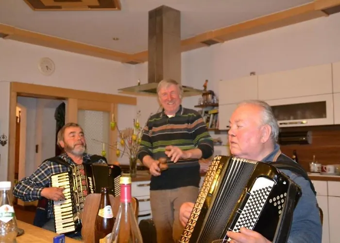 Erlebnispension Zum Wanderer Sepp 招待所 4*